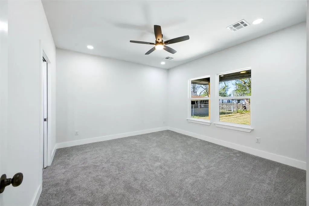 Photo 16 — 913 SE 43rd Street, Oklahoma City, OK 73129