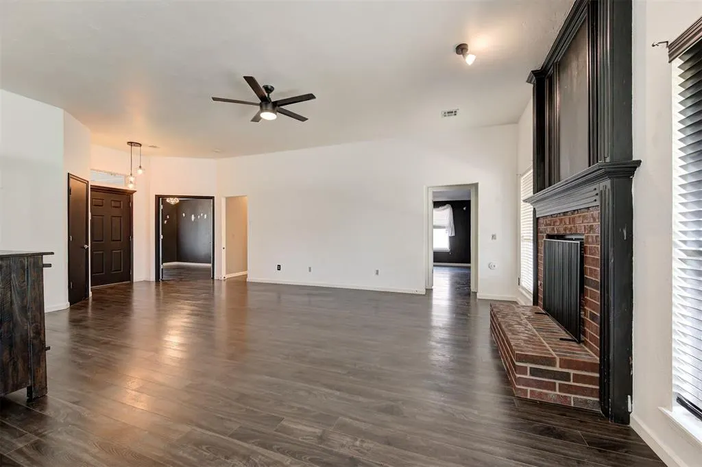 Photo 9 — 13008 Willowcrest Lane, Oklahoma City, OK 73170
