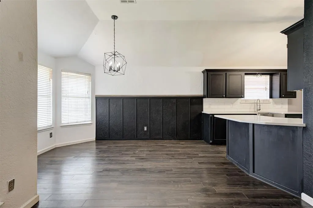 Photo 11 — 13008 Willowcrest Lane, Oklahoma City, OK 73170