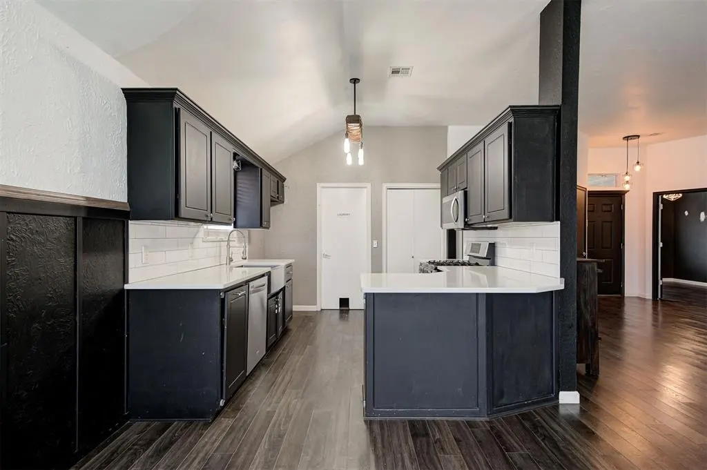 Photo 13 — 13008 Willowcrest Lane, Oklahoma City, OK 73170
