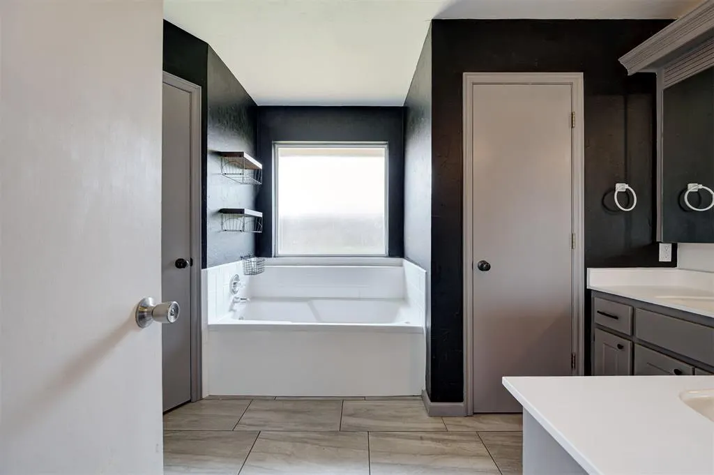 Photo 22 — 13008 Willowcrest Lane, Oklahoma City, OK 73170