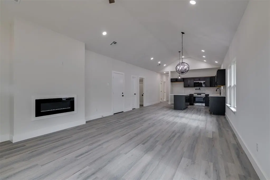 Photo 8 — 415 SE 54th Street, Oklahoma City, OK 73129