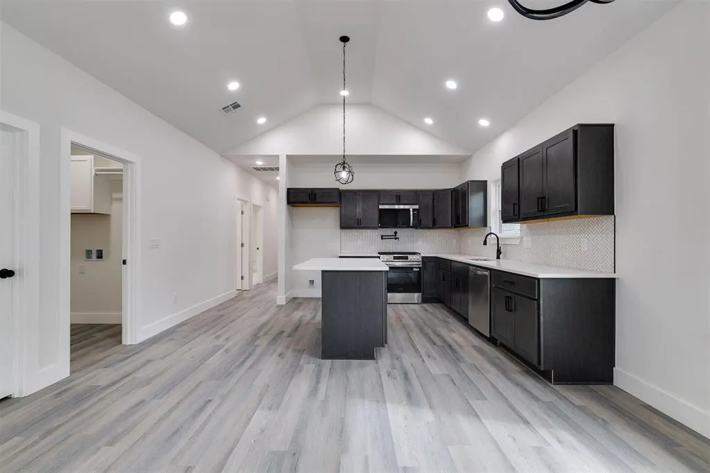 Photo 10 — 415 SE 54th Street, Oklahoma City, OK 73129