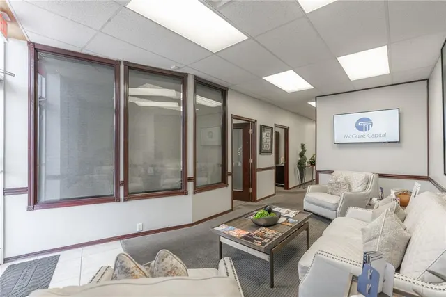 Photo 4 — 6636 NW 39th Expressway 110, Bethany, OK 73008