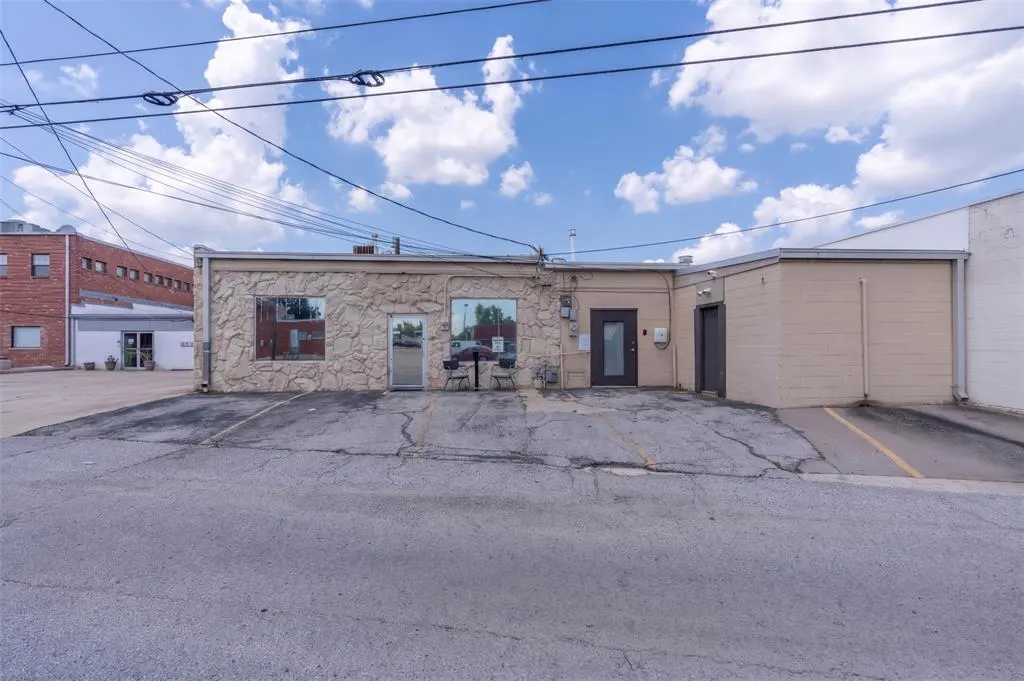 Photo 29 — 6636 NW 39th Expressway 110, Bethany, OK 73008
