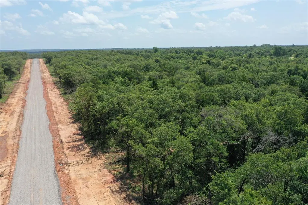 Photo 2 — Emerald Oaks Circle Lot 15, Guthrie, OK 73044