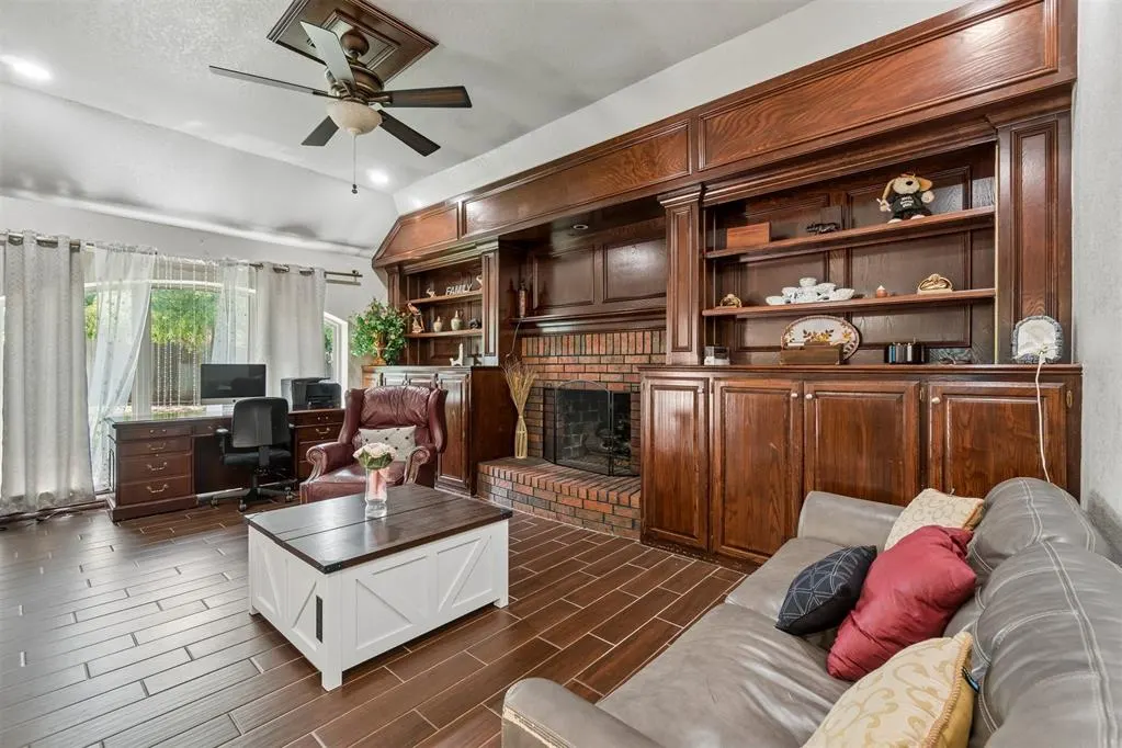 Photo 10 — 11409 Pinewick Drive, Oklahoma City, OK 73162