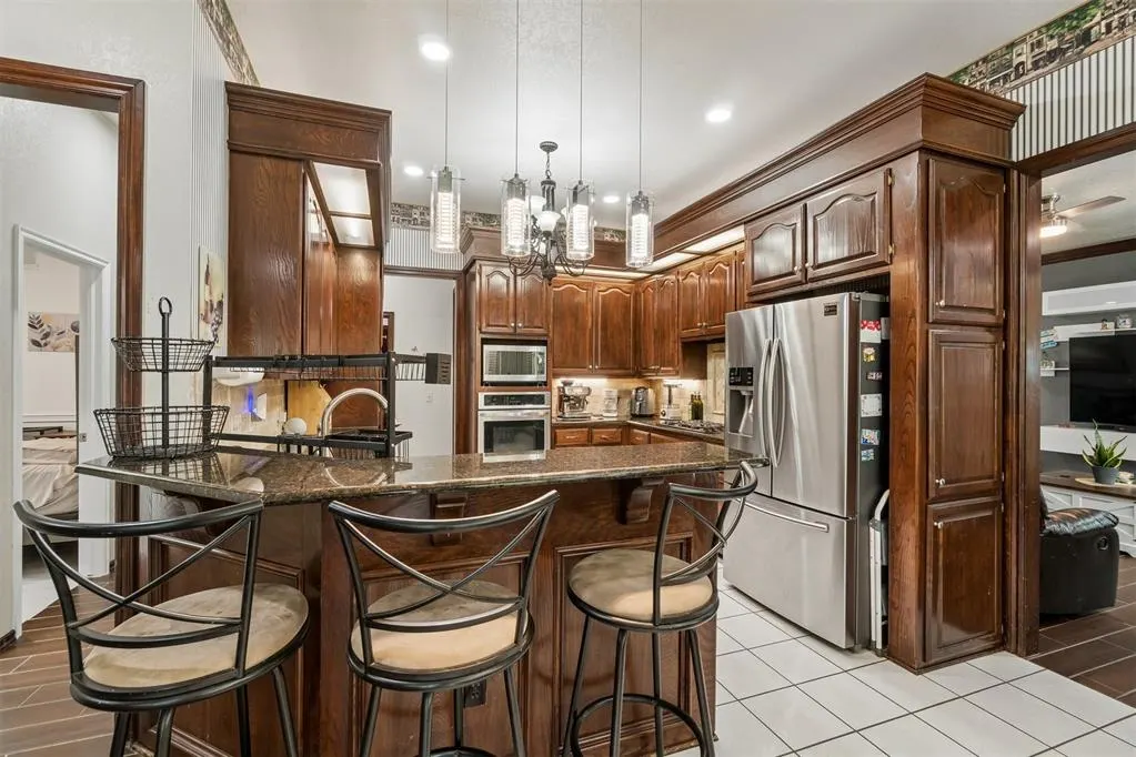 Photo 13 — 11409 Pinewick Drive, Oklahoma City, OK 73162