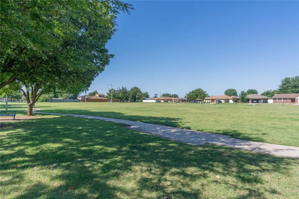 Photo 47 — 2513 SW 95th Street, Oklahoma City, OK 73159