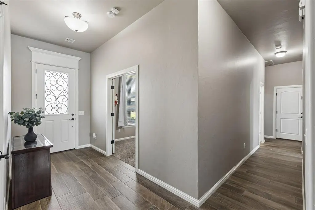 Photo 7 — 12616 SW 28th Street, Yukon, OK 73099