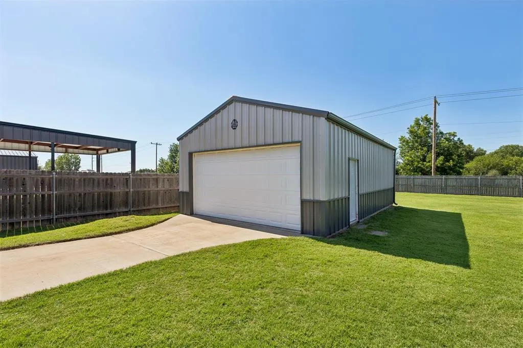 Photo 45 — 12616 SW 28th Street, Yukon, OK 73099