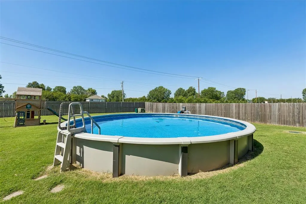 Photo 46 — 12616 SW 28th Street, Yukon, OK 73099