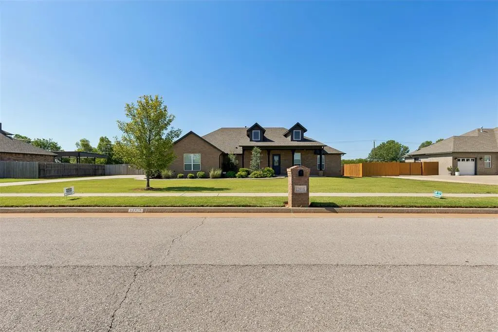 Photo 47 — 12616 SW 28th Street, Yukon, OK 73099
