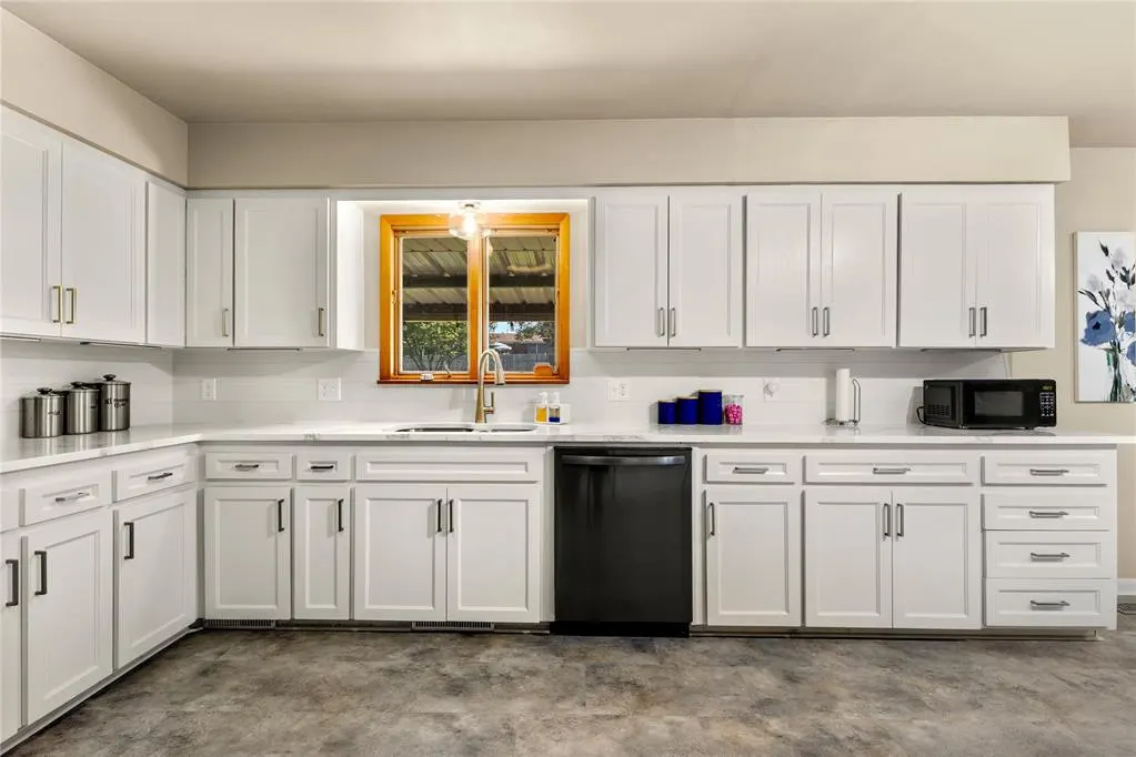 Photo 14 — 907 Ella Street, Cordell, OK 73632