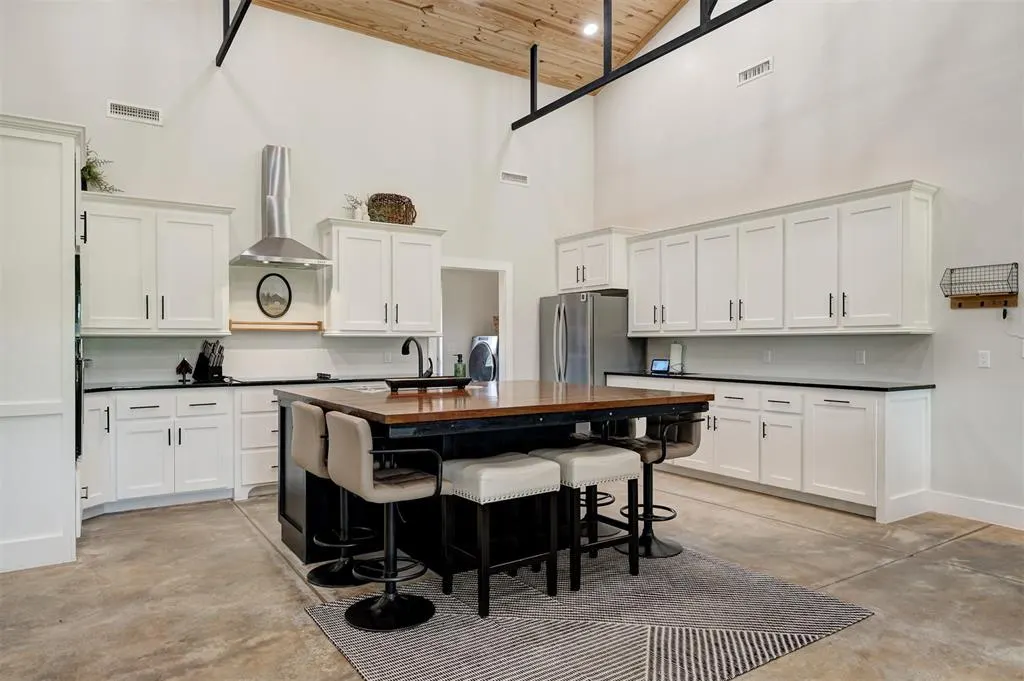 Photo 11 — 8201 S Hiwassee Road, Oklahoma City, OK 73150
