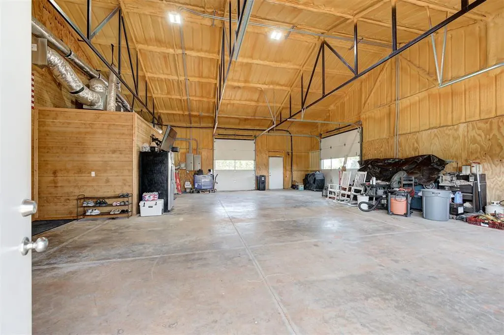 Photo 32 — 8201 S Hiwassee Road, Oklahoma City, OK 73150