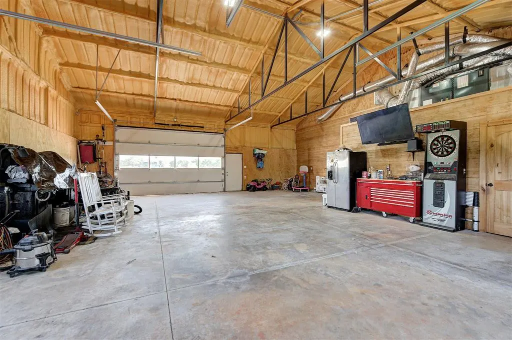 Photo 33 — 8201 S Hiwassee Road, Oklahoma City, OK 73150