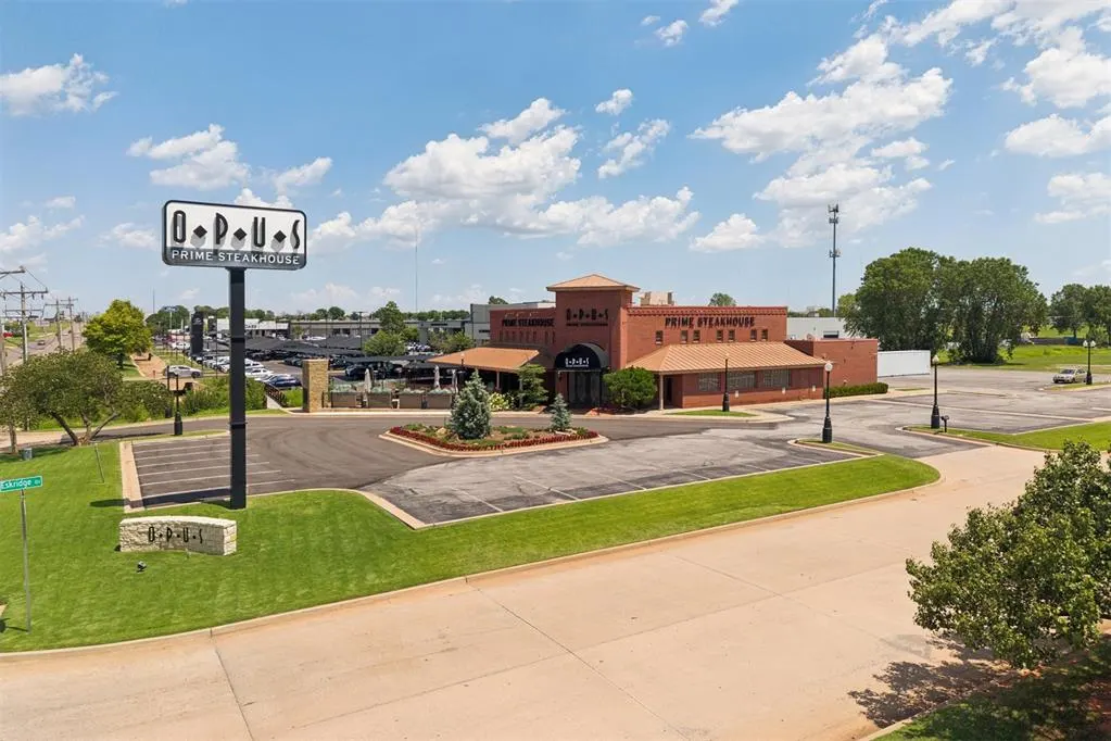 Photo 5 — 800 W Memorial Road, Oklahoma City, OK 73114
