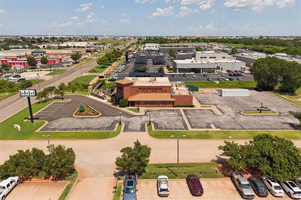 Photo 20 — 800 W Memorial Road, Oklahoma City, OK 73114