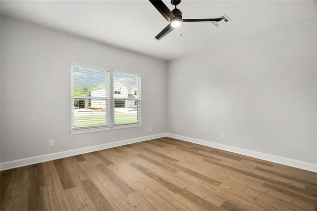 Photo 6 — 3104 Evyn Boulevard, Yukon, OK 73099
