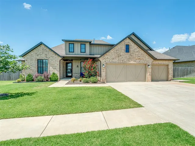 Photo 3 — 4301 Hunter Glen Drive, Oklahoma City, OK 73179