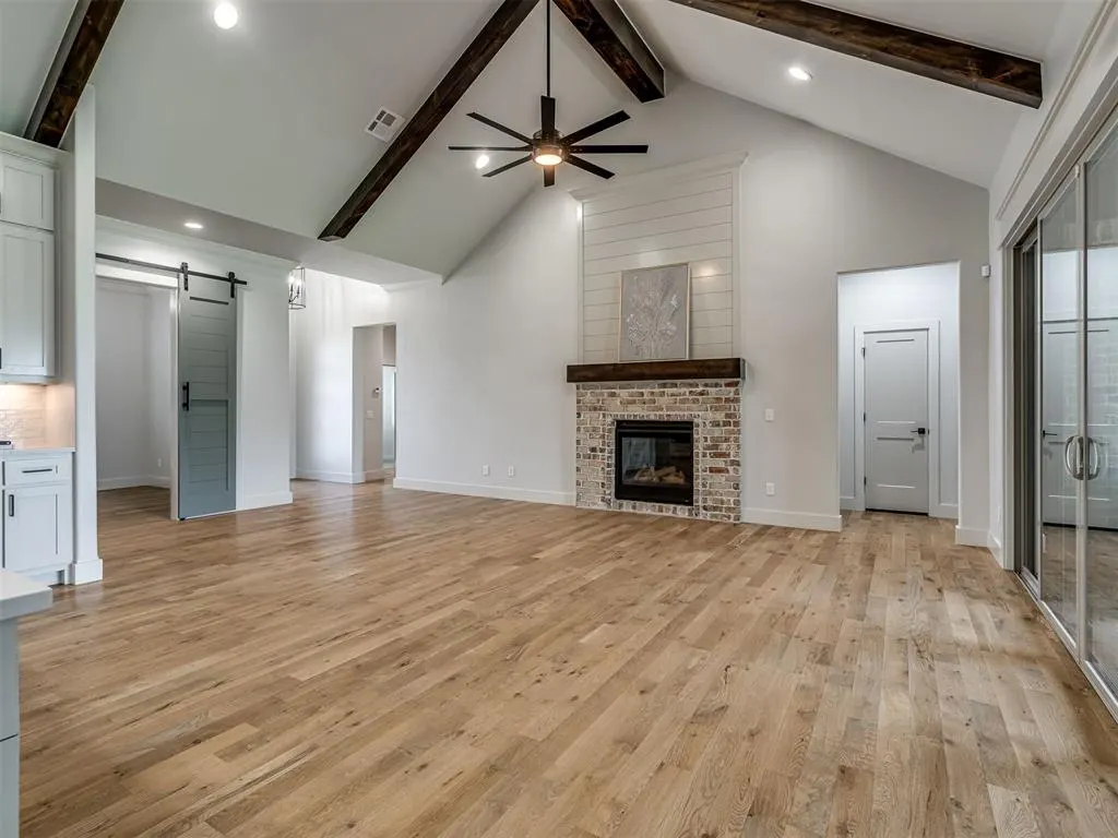 Photo 8 — 4301 Hunter Glen Drive, Oklahoma City, OK 73179