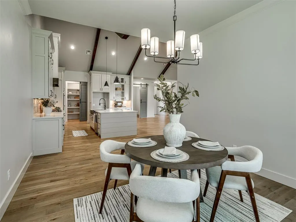 Photo 15 — 4301 Hunter Glen Drive, Oklahoma City, OK 73179