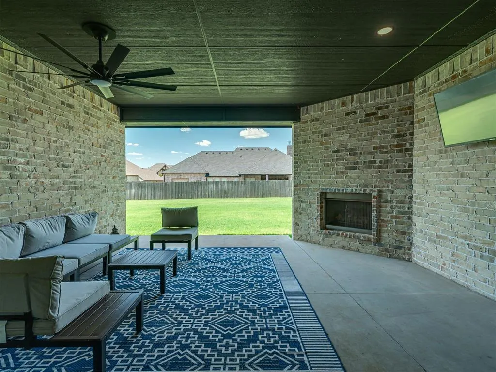 Photo 37 — 4301 Hunter Glen Drive, Oklahoma City, OK 73179