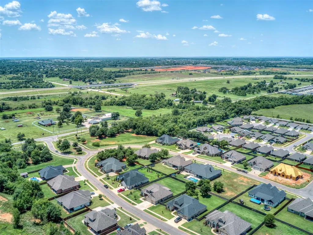 Photo 44 — 4301 Hunter Glen Drive, Oklahoma City, OK 73179