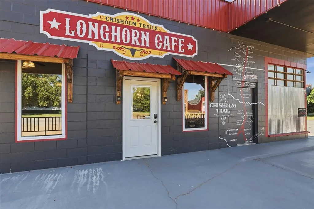Photo 15 — 112 N Chisholm Trail, Dover, OK 73734