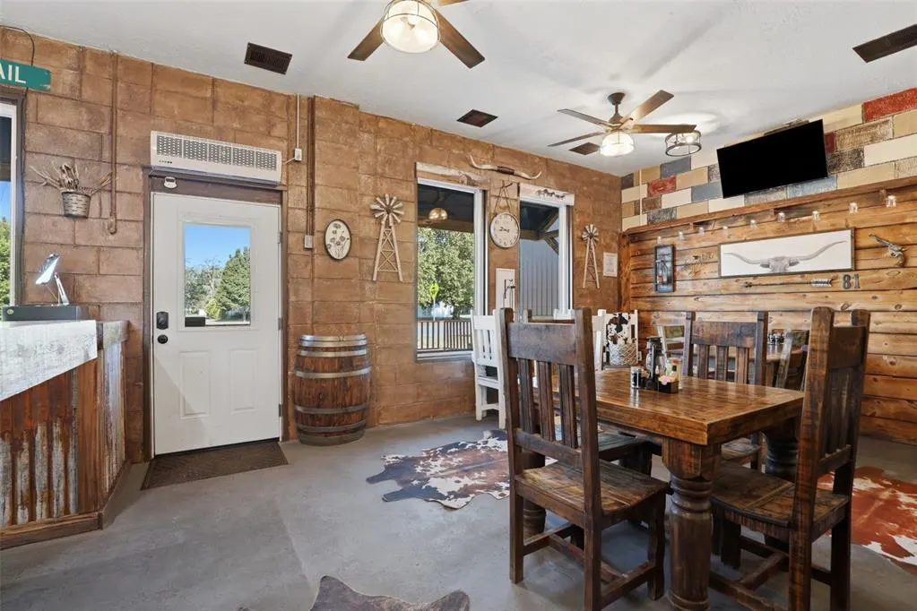 Photo 16 — 112 N Chisholm Trail, Dover, OK 73734