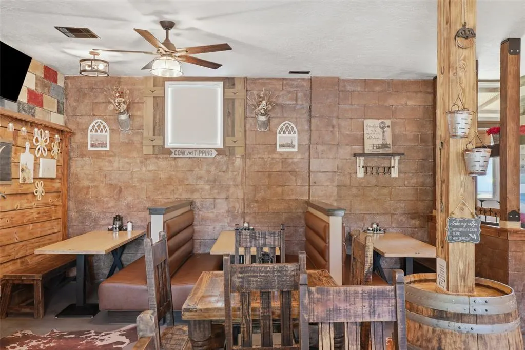 Photo 22 — 112 N Chisholm Trail, Dover, OK 73734
