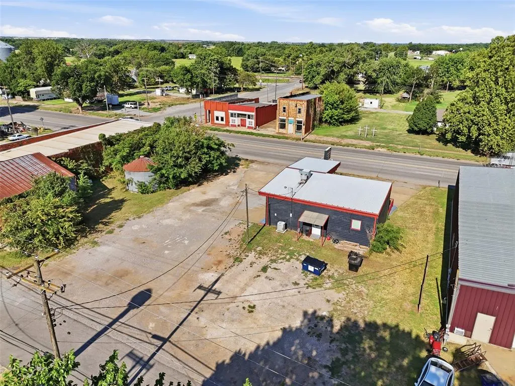 Photo 44 — 112 N Chisholm Trail, Dover, OK 73734