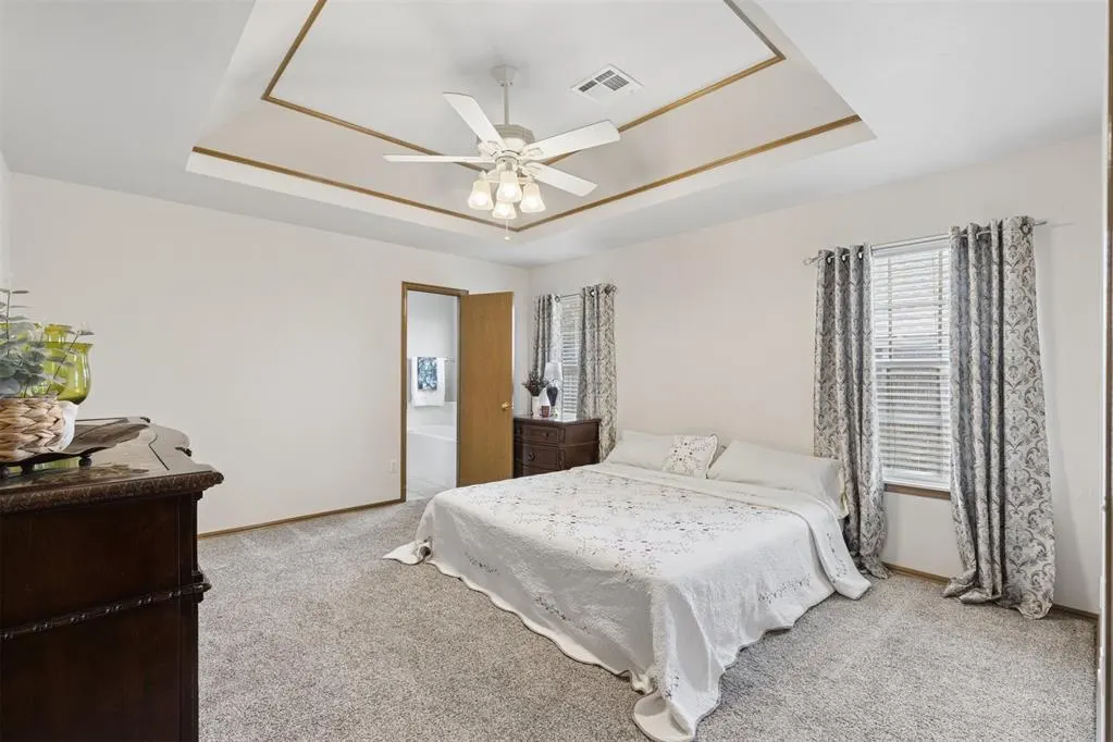 Photo 18 — 12504 Kingsridge Terrace, Oklahoma City, OK 73170