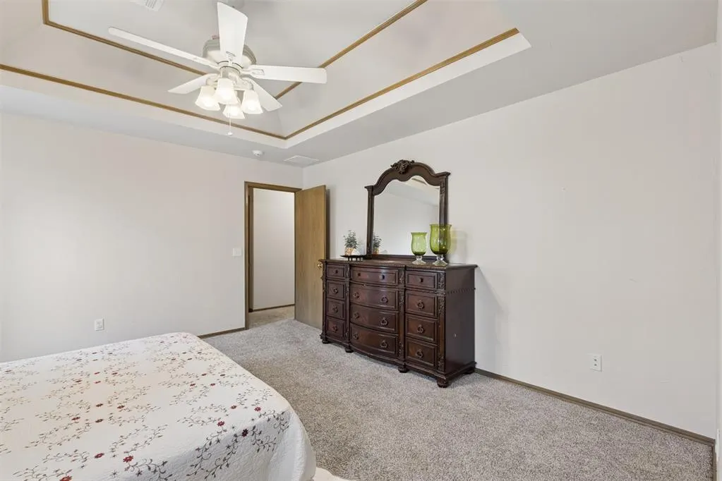 Photo 19 — 12504 Kingsridge Terrace, Oklahoma City, OK 73170