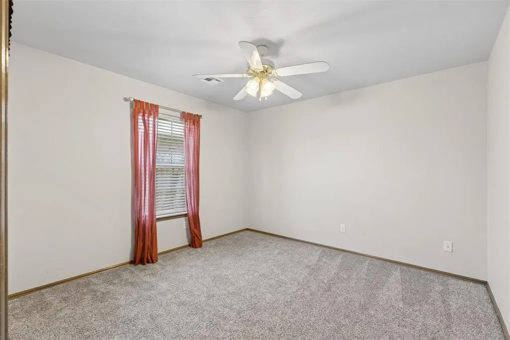 Photo 29 — 12504 Kingsridge Terrace, Oklahoma City, OK 73170