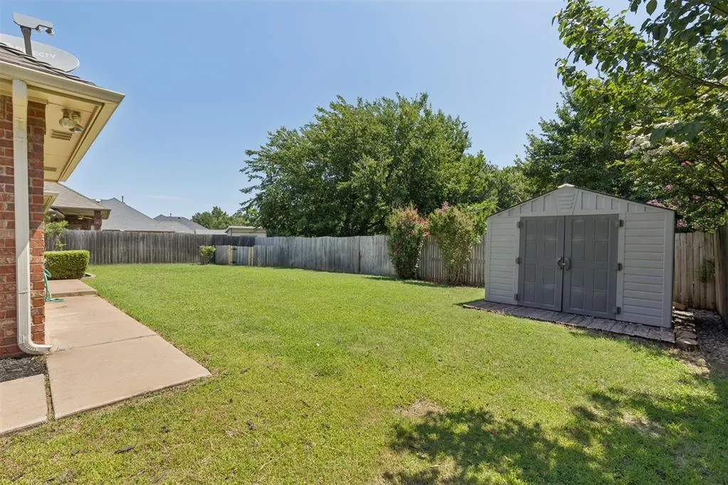 Photo 36 — 12504 Kingsridge Terrace, Oklahoma City, OK 73170