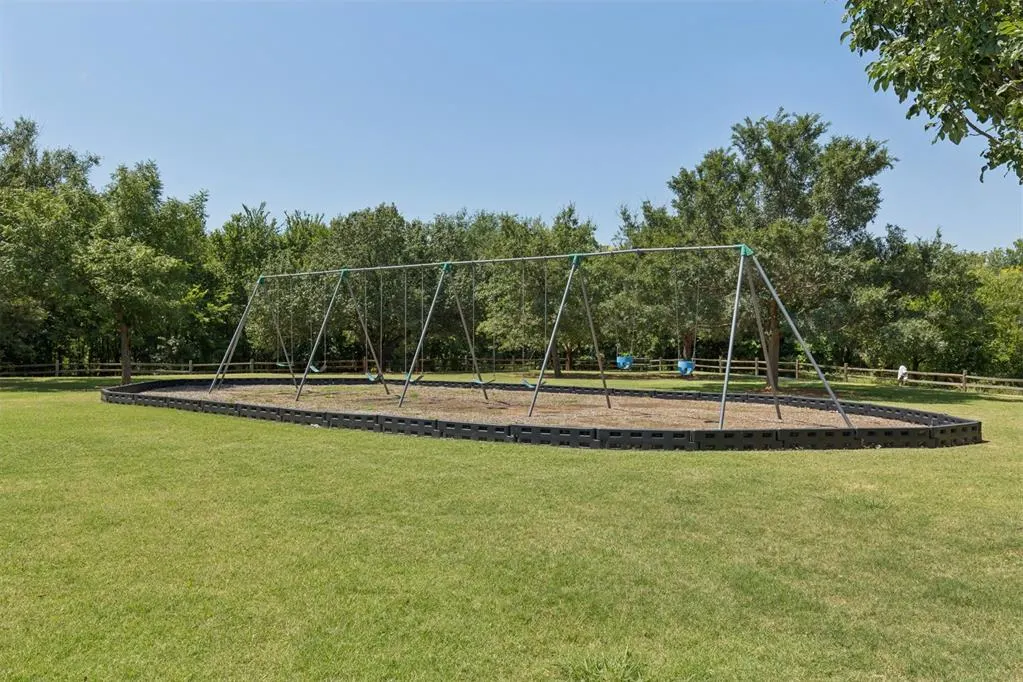 Photo 40 — 12504 Kingsridge Terrace, Oklahoma City, OK 73170