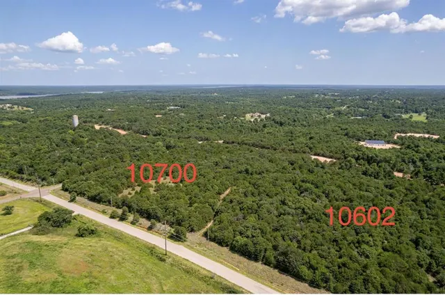 Photo 3 — 10602 Bethel Road, Norman, OK 73026