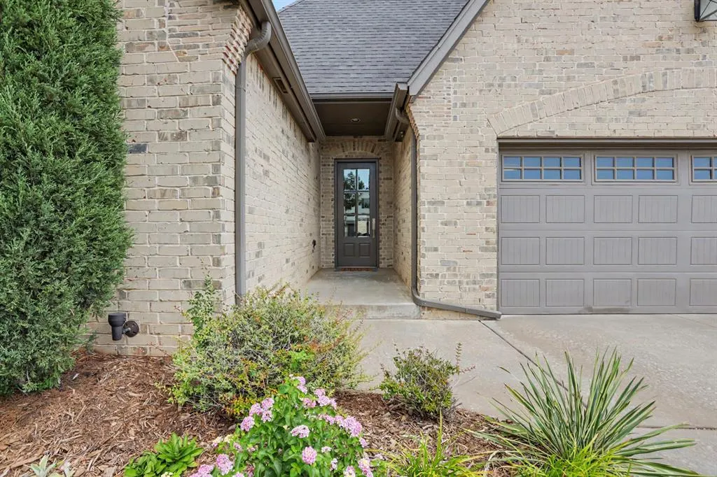 Photo 3 — 7721 NW 136th Terrace, Oklahoma City, OK 73142