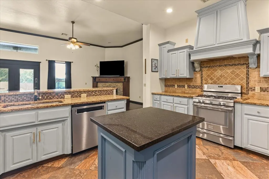 Photo 15 — 13332 Ambleside Drive, Yukon, OK 73099