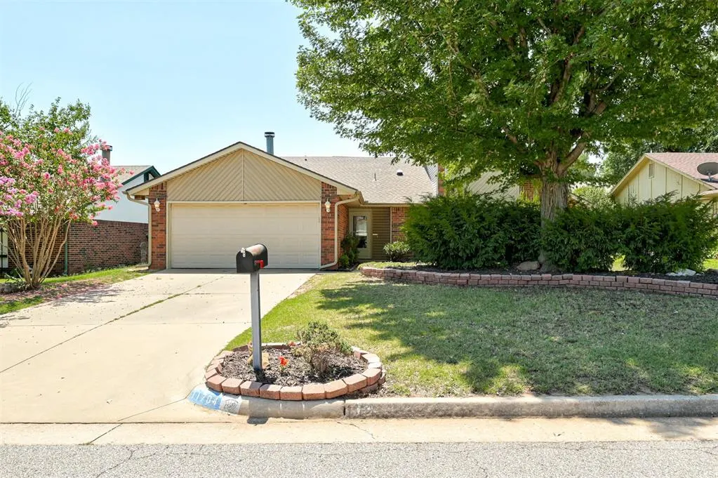 Front exterior — 11704 SW 3rd Street, Yukon, OK 73099