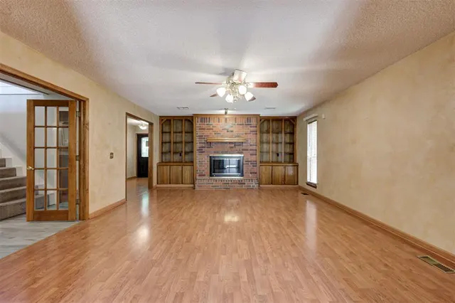 Photo 6 — 11704 SW 3rd Street, Yukon, OK 73099