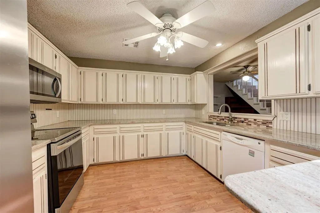 Photo 13 — 11704 SW 3rd Street, Yukon, OK 73099