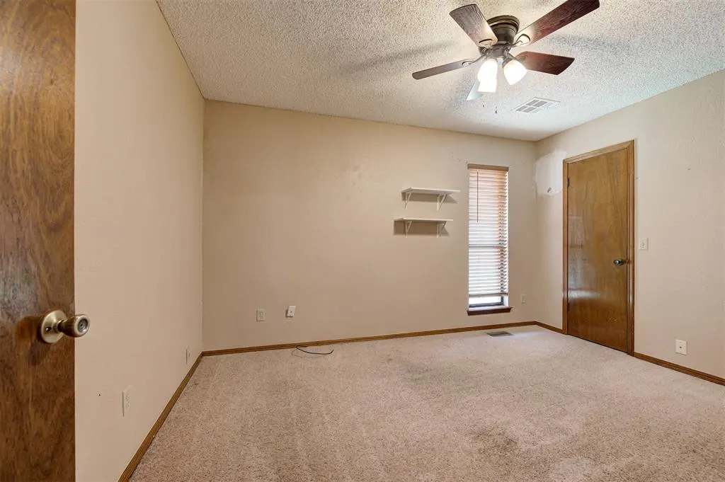 Photo 25 — 11704 SW 3rd Street, Yukon, OK 73099