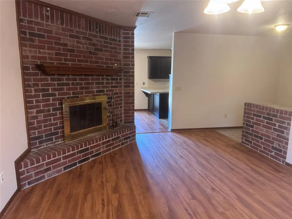 Photo 3 — 2900 Green Canyon Drive, Edmond, OK 73013