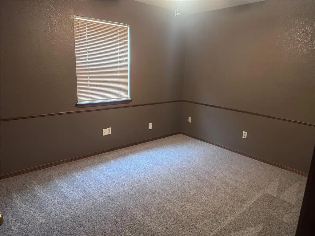 Photo 13 — 2900 Green Canyon Drive, Edmond, OK 73013