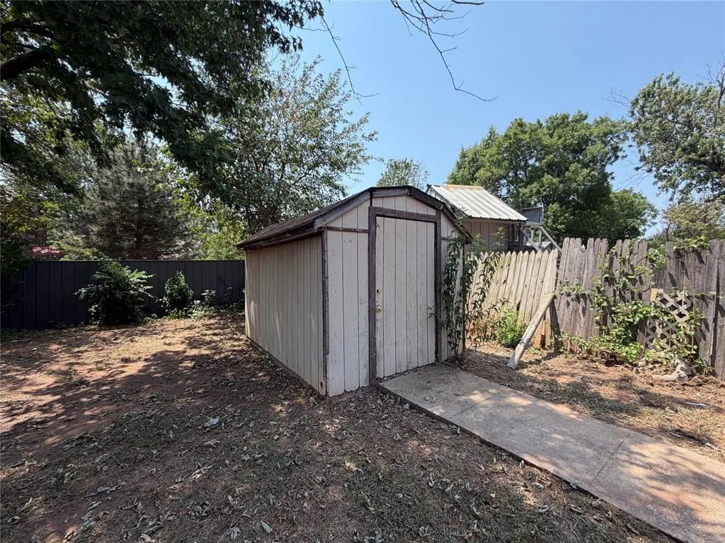 Photo 5 — 10408 NW 40th Street, Yukon, OK 73099