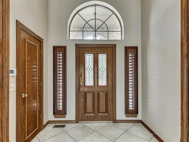 Photo 3 — 3621 Barwick Drive, Norman, OK 73072