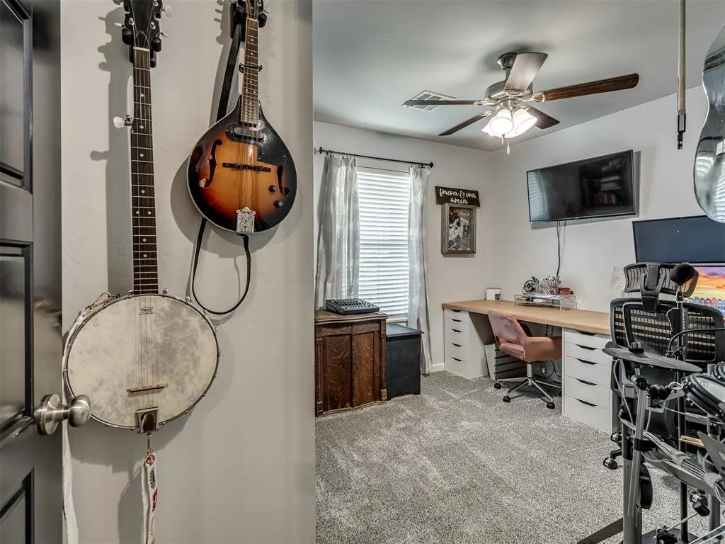 Photo 28 — 300 Mountain Laurel Way, Noble, OK 73068
